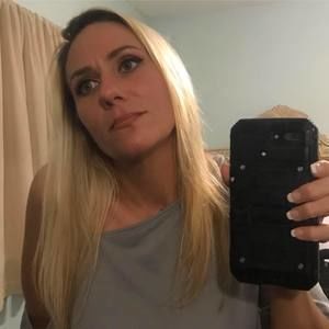 Meet your Posher, Becky